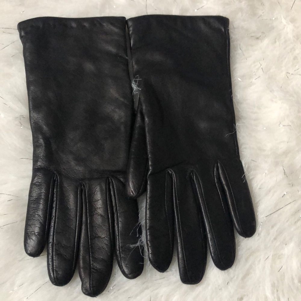 Women’s brooks brothers gloves